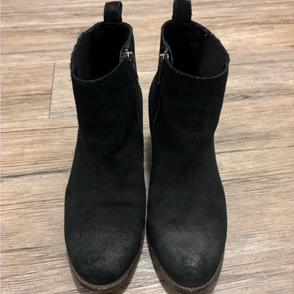 Frye Alton Chelsea Black Suede size 8